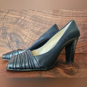 Anne Klein black open toe leather stacked wood heel
